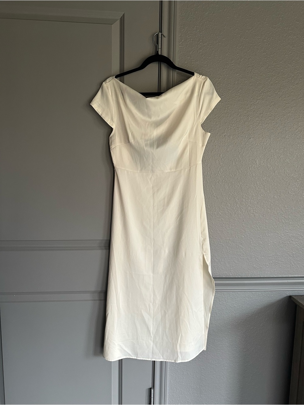 ✨ Cream Satin-Style Midi Dress ✨